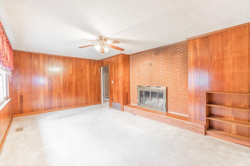 1704 S Mineral Springs Rd, Durham, NC 27703