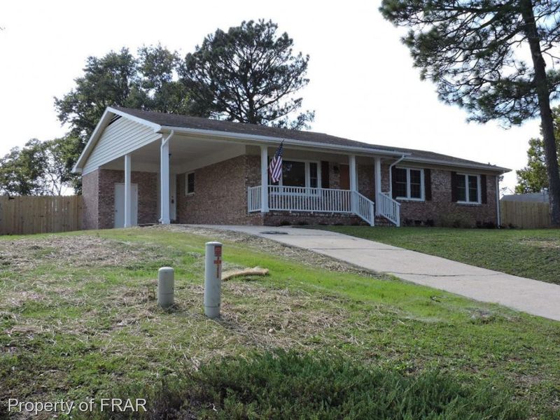 1704 Natchez Loop, Fayetteville, NC 28304