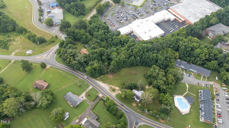 1704 Orange Grove Rd, Hillsborough, NC 27278