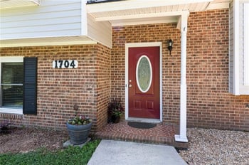 1704 Owls Nest Rd, Sanford, NC 27330