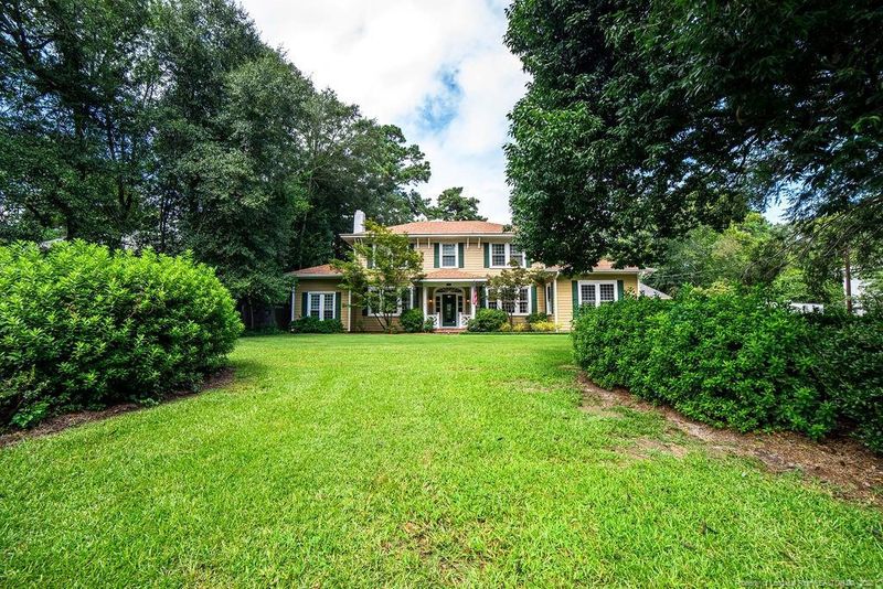 1704 Raeford Rd, Fayetteville, NC 28305