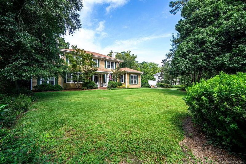 1704 Raeford Rd, Fayetteville, NC 28305
