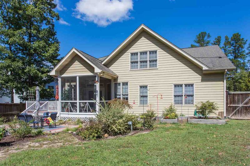 1704 Sassafras Hill, Durham, NC 27712