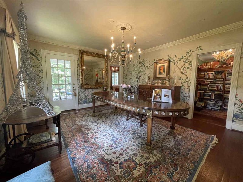 1704 St Marys St, Raleigh, NC 27608