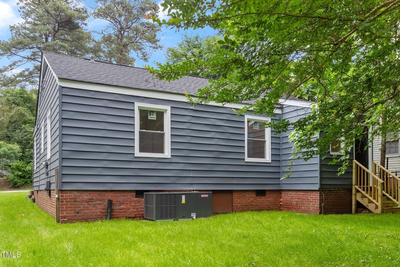 1705 Avondale Dr, Durham, NC 27701