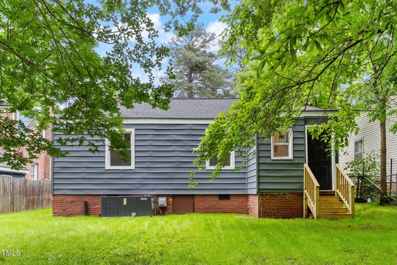 1705 Avondale Dr, Durham, NC 27701