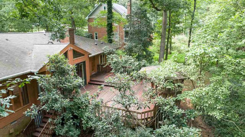 1705 Chatsworth Ln, Raleigh, NC 27614