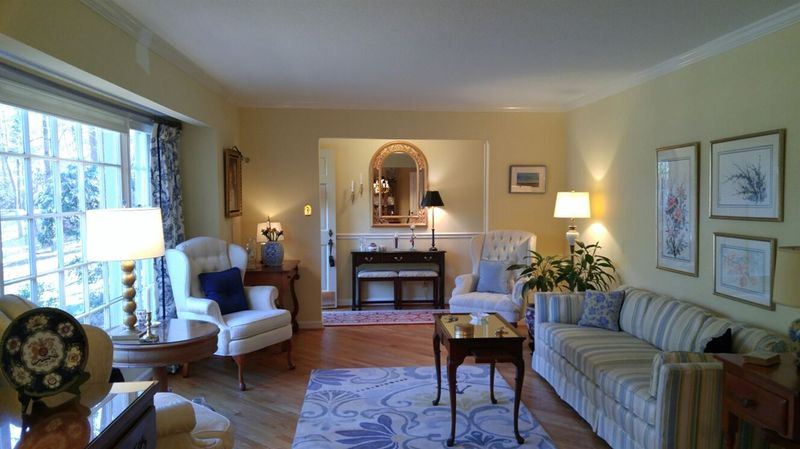 1705 Curtis Rd, Chapel Hill, NC 27514