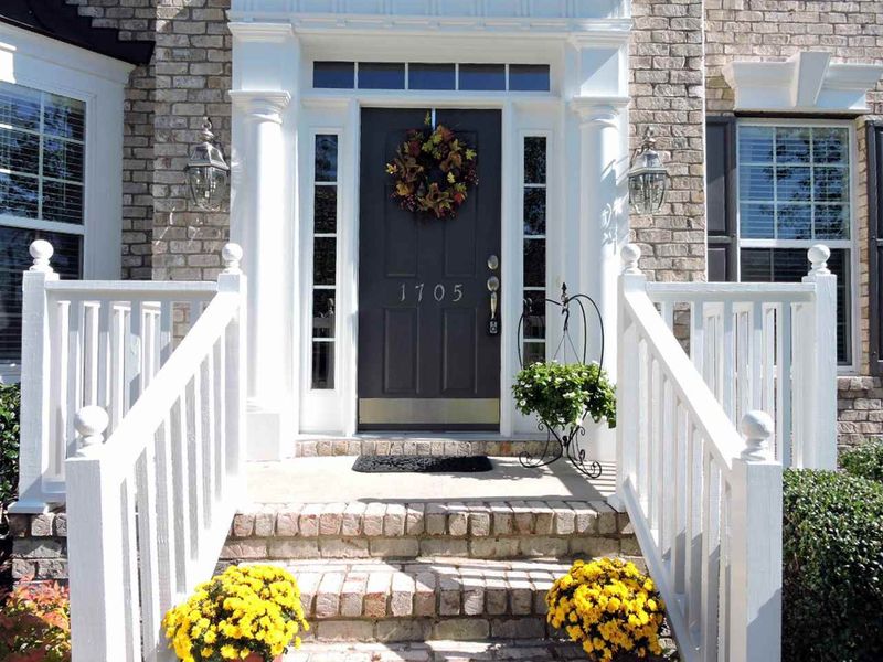 1705 Eagle Lodge Ln, Durham, NC 27703