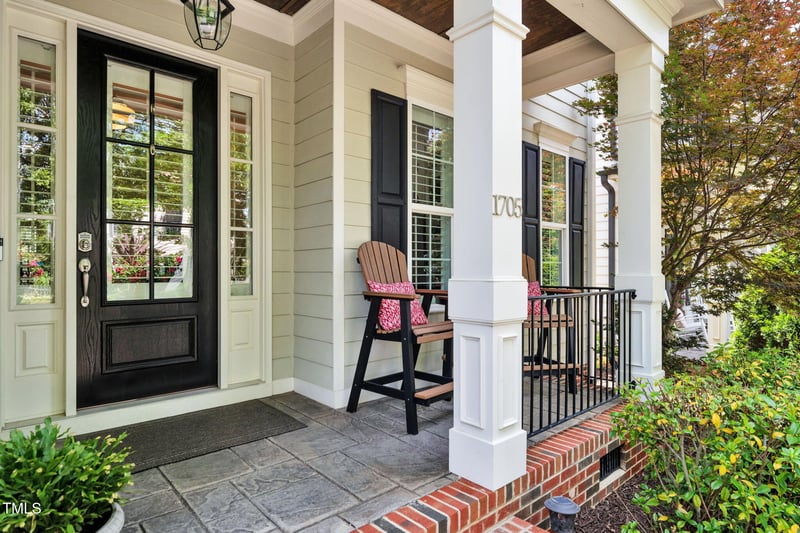 1705 Green Oaks Pw, Holly Springs, NC 27540