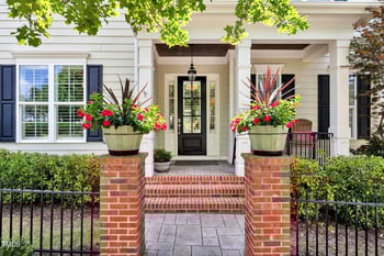 1705 Green Oaks Pw, Holly Springs, NC 27540