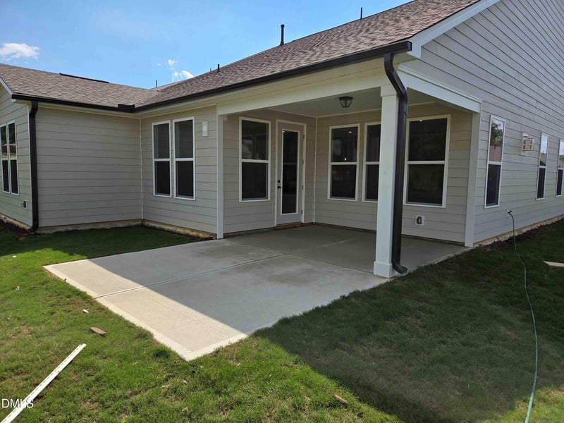 1705 Hyacinth Ln, Fuquay Varina, NC 27526