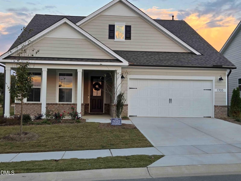 1705 Hyacinth Ln, Fuquay Varina, NC 27526