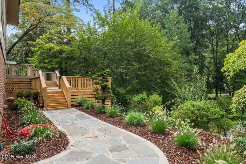 1705 Lord Ashley Dr, Sanford, NC 27330