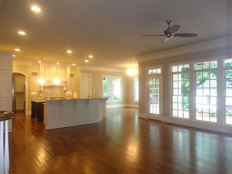 1705 Mcdonald Ln, Raleigh, NC 27608