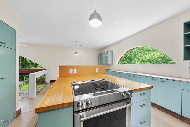 1705 Nottingham Rd, Raleigh, NC 27607