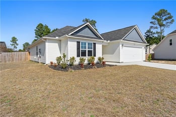 1705 Ragsdale Rd, Hope Mills, NC 28348