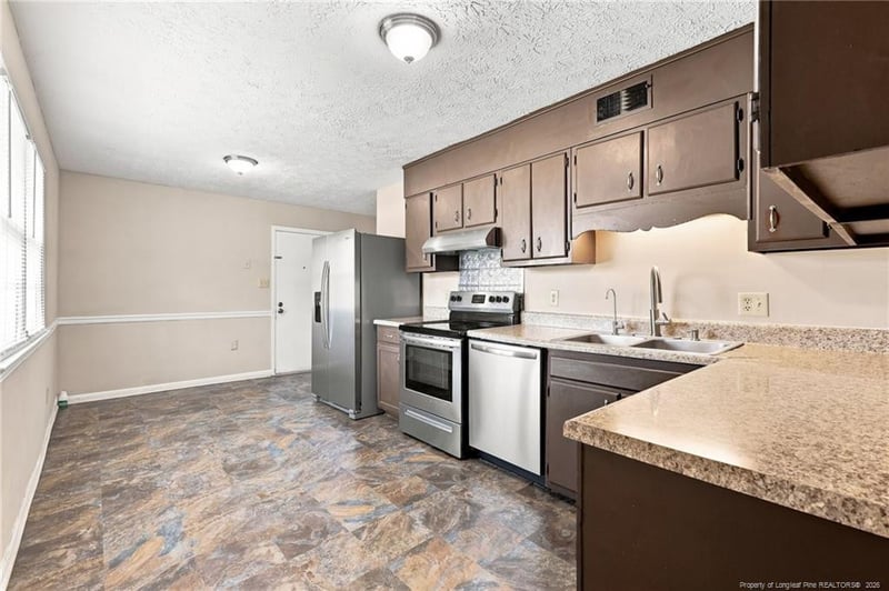 1705 Sand Hill Rd, Hope Mills, NC 28348