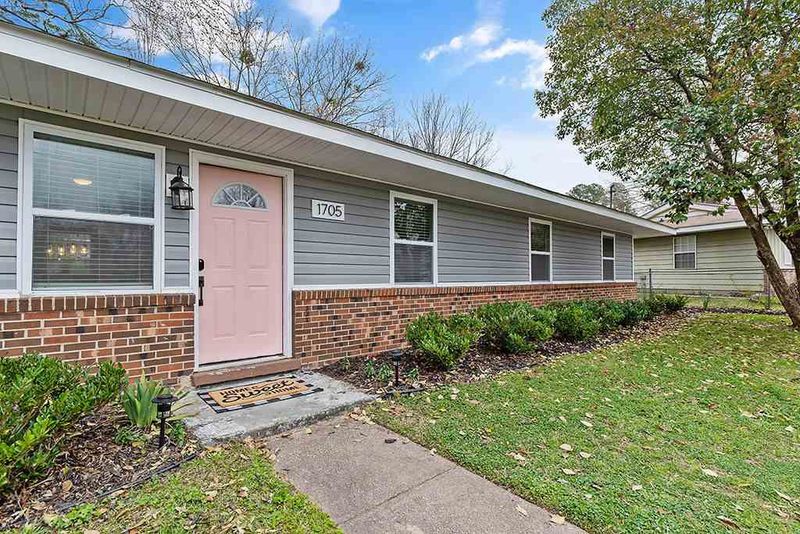 1705 Sundial Pl, Raleigh, NC 27610