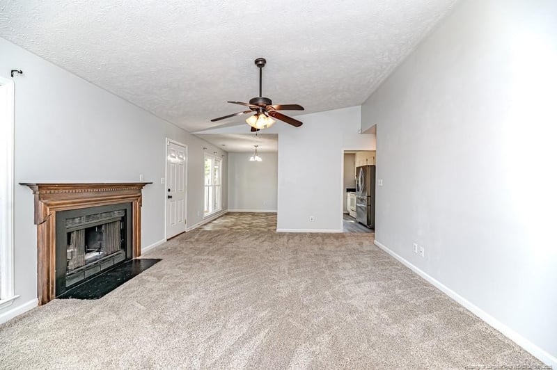 1705 Veanna Dr, Fayetteville, NC 28301