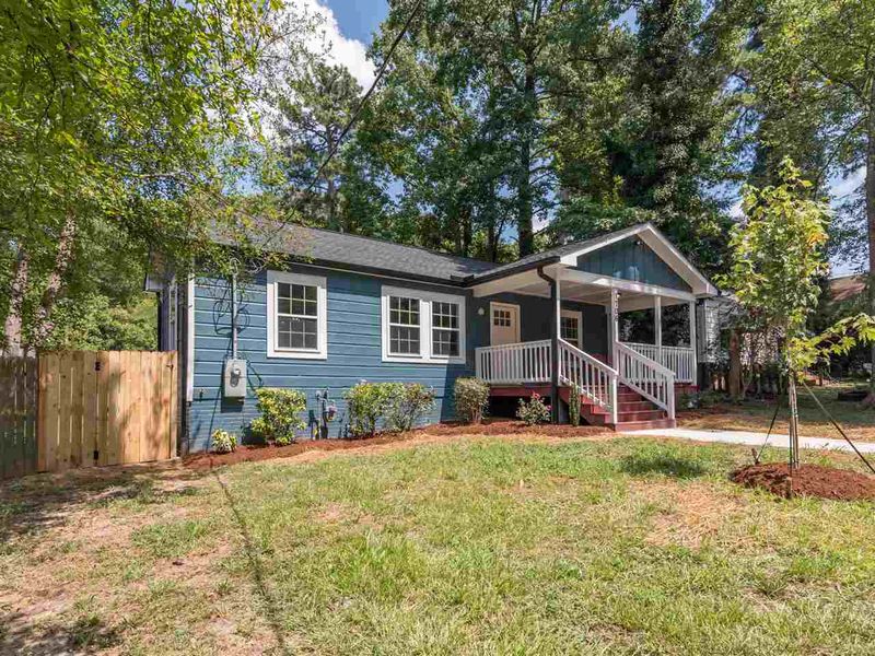1706 Avondale Dr, Durham, NC 27701