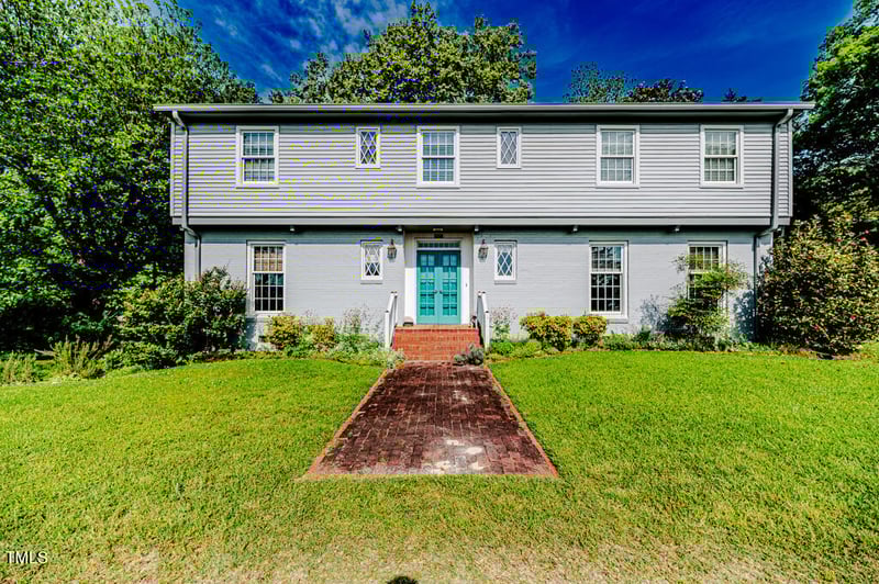 1706 Carthage St, Sanford, NC 27330