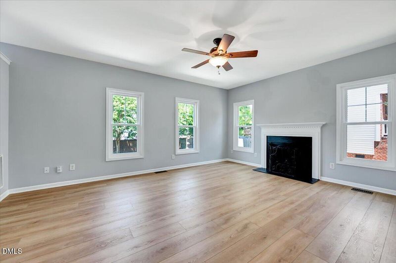 1706 Magnolia Oak Pl, Durham, NC 27703