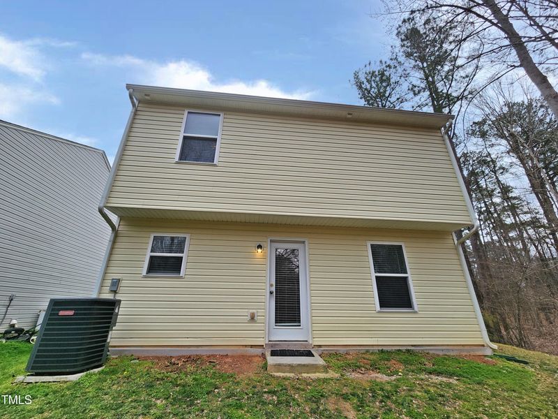 1706 Mayridge Ln, Raleigh, NC 27610