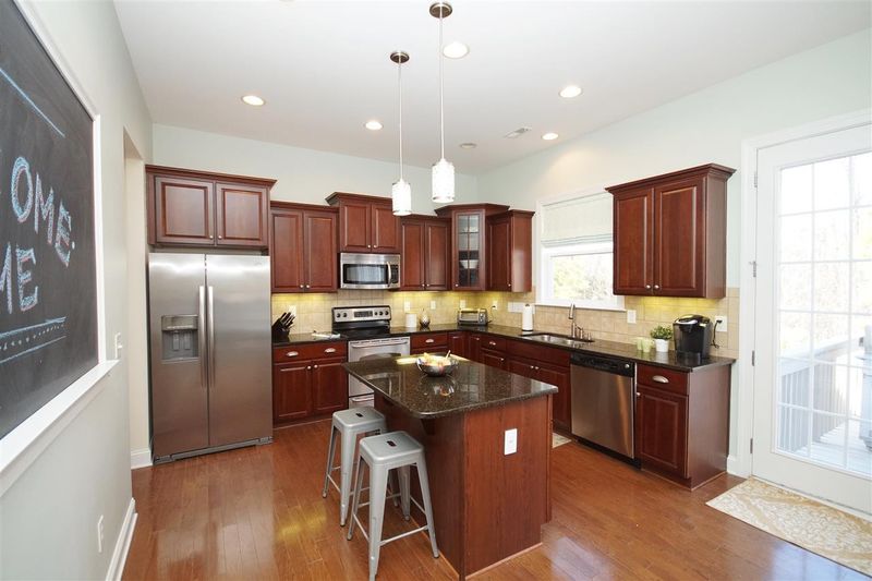 1706 Morehead Hill Ct, Durham, NC 27703