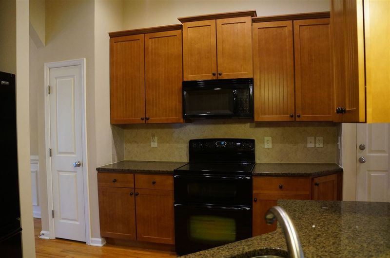 1706 Sassafras Hill, Durham, NC 27712