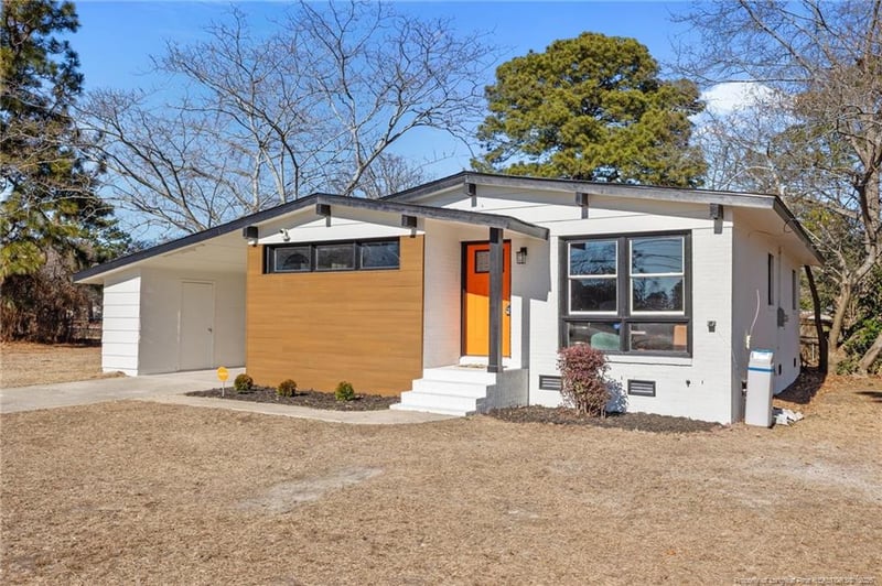 1707 Camelot Dr, Fayetteville, NC 28304