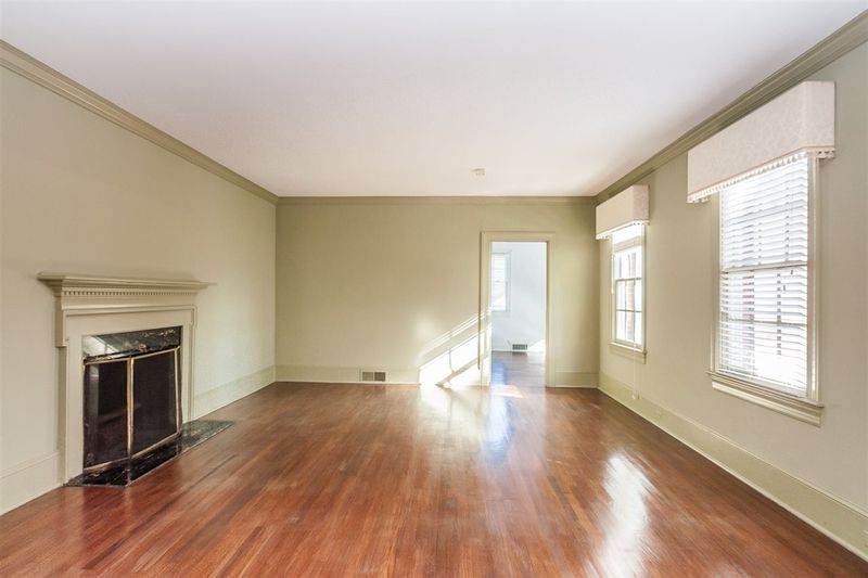 1707 Jarvis St, Raleigh, NC 27608