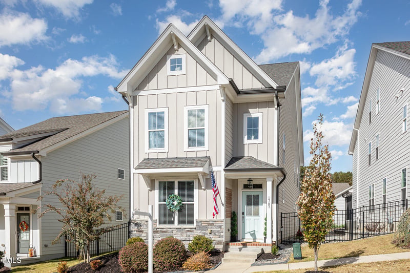 1707 Main Divide Dr, Wake Forest, NC 27587