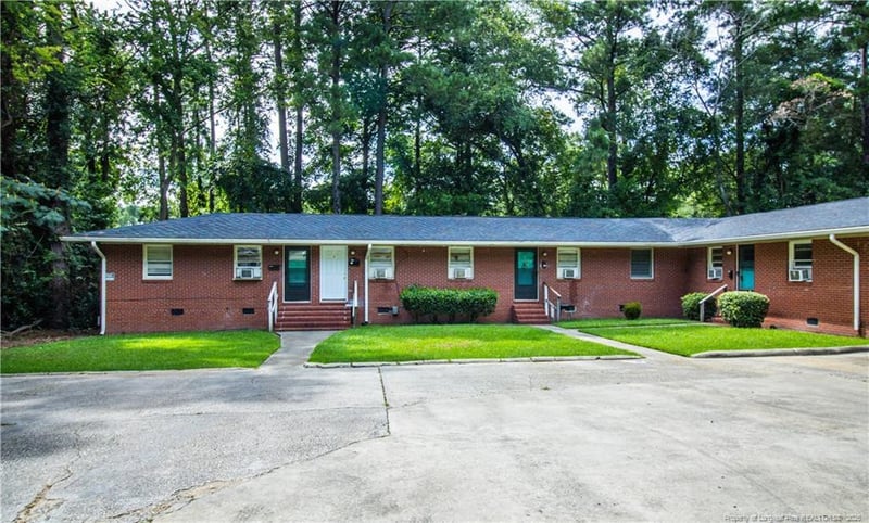 1707 Powatan St, Fayetteville, NC 28301