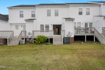 1707 Stroll Cir, Fuquay Varina, NC 27526