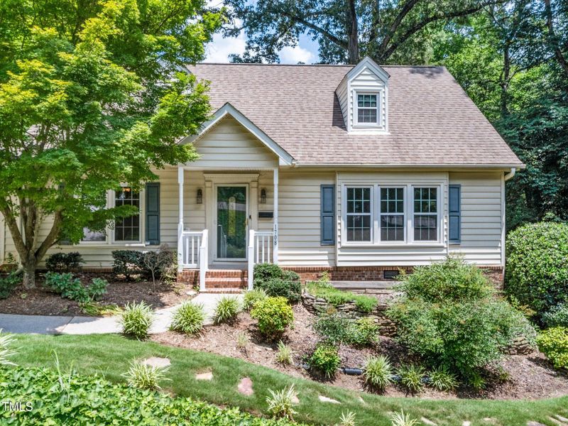 1708 Lake Park Dr, Raleigh, NC 27612