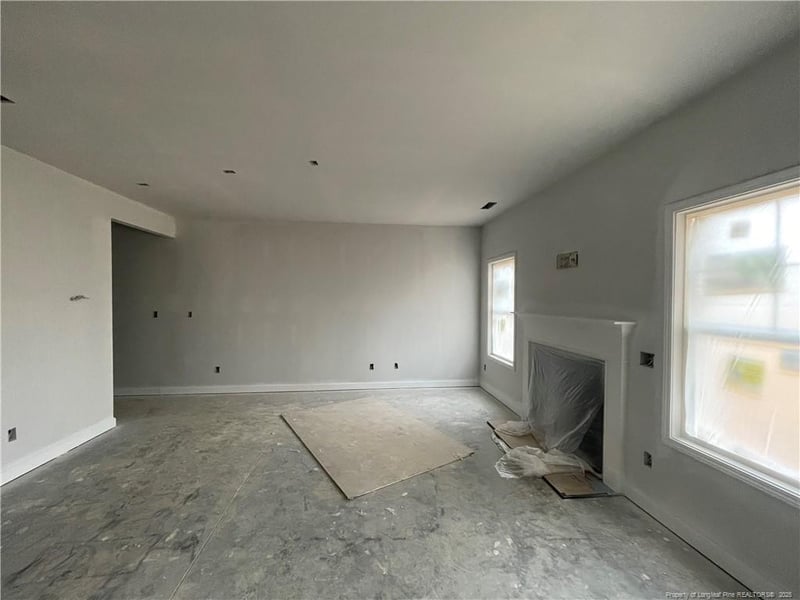 1708 Man O War Dr, Hope Mills, NC 28348