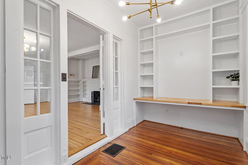 1708 Park Dr, Raleigh, NC 27605