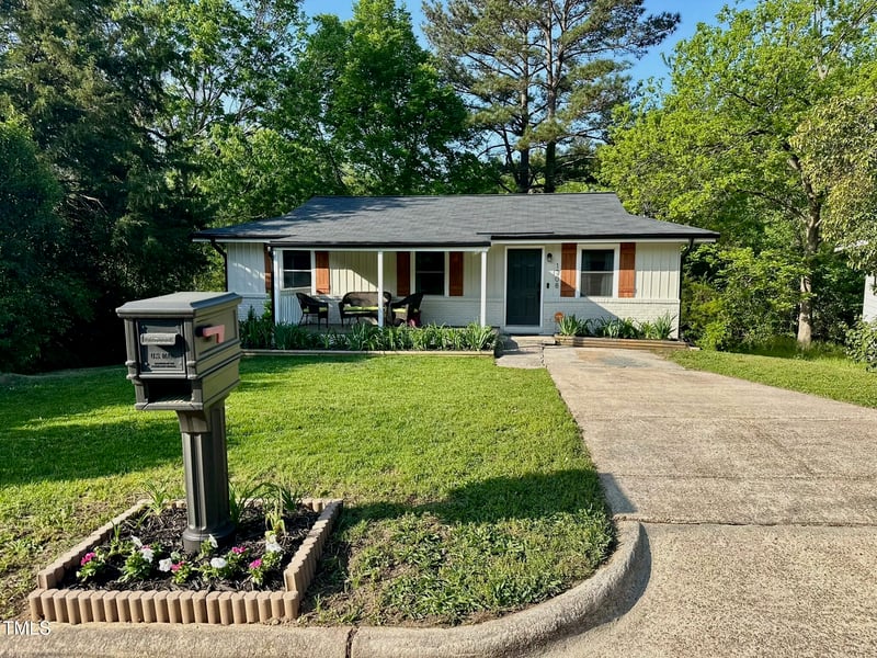 1708 Sundial Pl, Raleigh, NC 27610