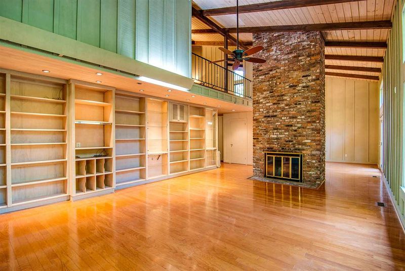 1709 Audubon Rd, Chapel Hill, NC 27514