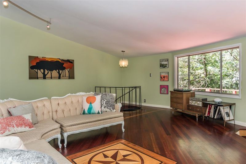 1709 Baker Rd, Raleigh, NC 27607