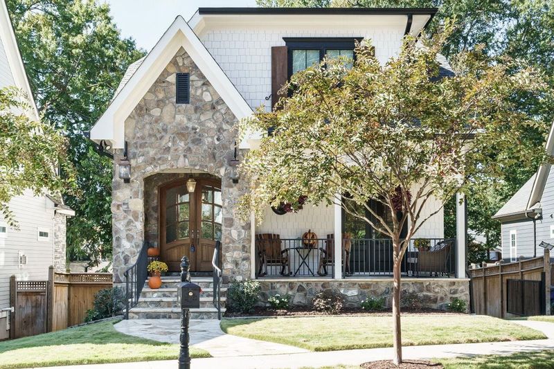 1709 Center Rd, Raleigh, NC 27608