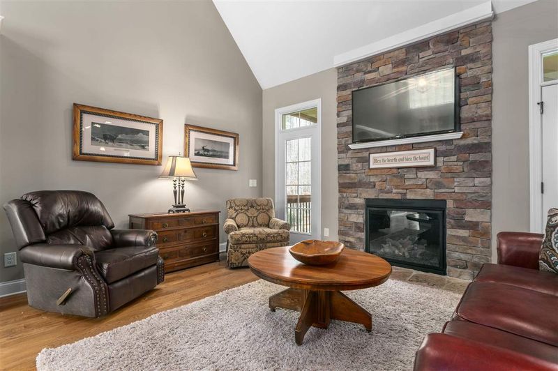 1709 Eddy Ct, Franklinton, NC 27525