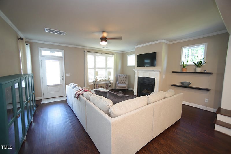 1709 Glazebrook Dr, Wake Forest, NC 27587