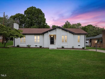 1709 Hawthorne Ln, Burlington, NC 27215