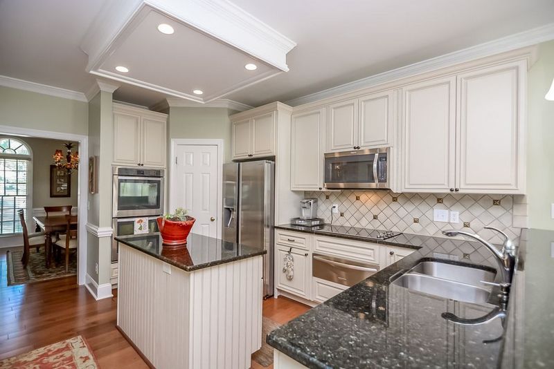 1709 W Paces Ferry Rd, Raleigh, NC 27613