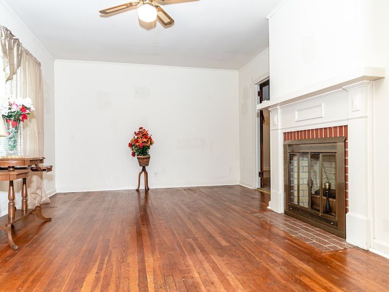 1709 Spring Ln, Sanford, NC 27330