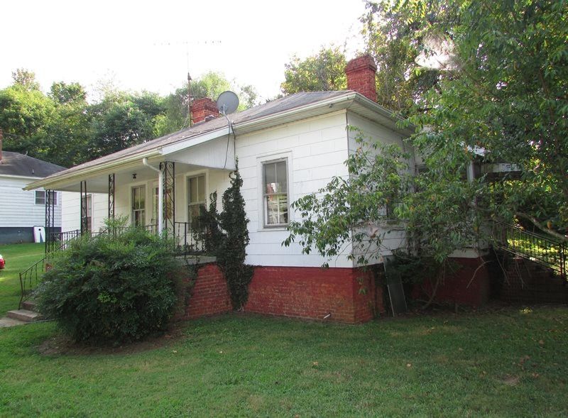 1709 Sunset St, Roxboro, NC 27573