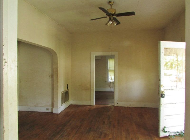 1709 Sunset St, Roxboro, NC 27573