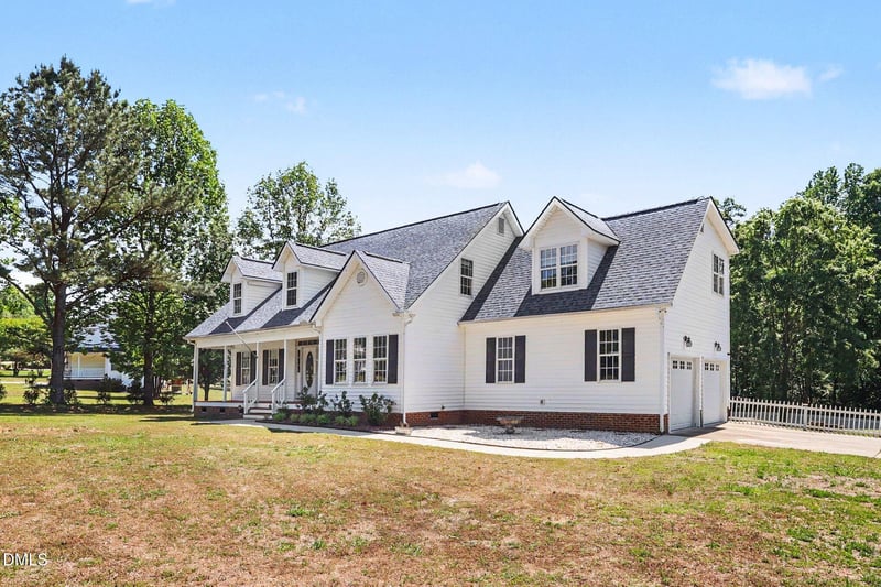 171 Churchill Downs Dr, Clayton, NC 27520